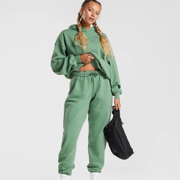 Gymshark Rest Day Hoodie - Picture 2 of 7